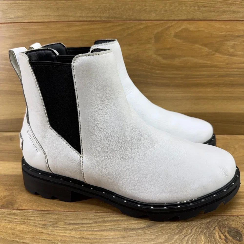 Sorel‎ Lennox Lug Sole Chelsea Boots 9.5 White Leather Pull On Casual Waterproof